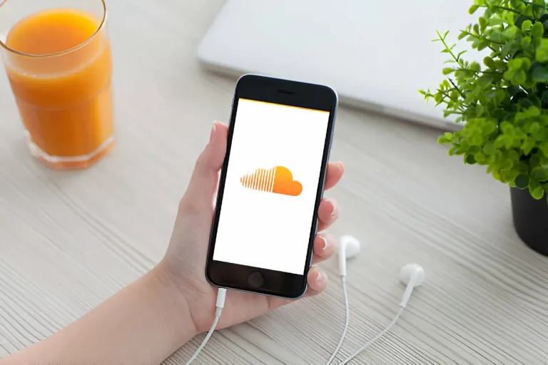 spotify vs soundcloud